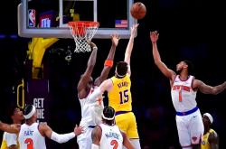 开云体育登录-尼克斯鏖战雄鹿B队，米尔萨普爆发神勇