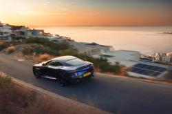 开云体育官网-当乒羽旋风席卷绿茵场，张继科一球定乾坤，瑞典绝杀波兰