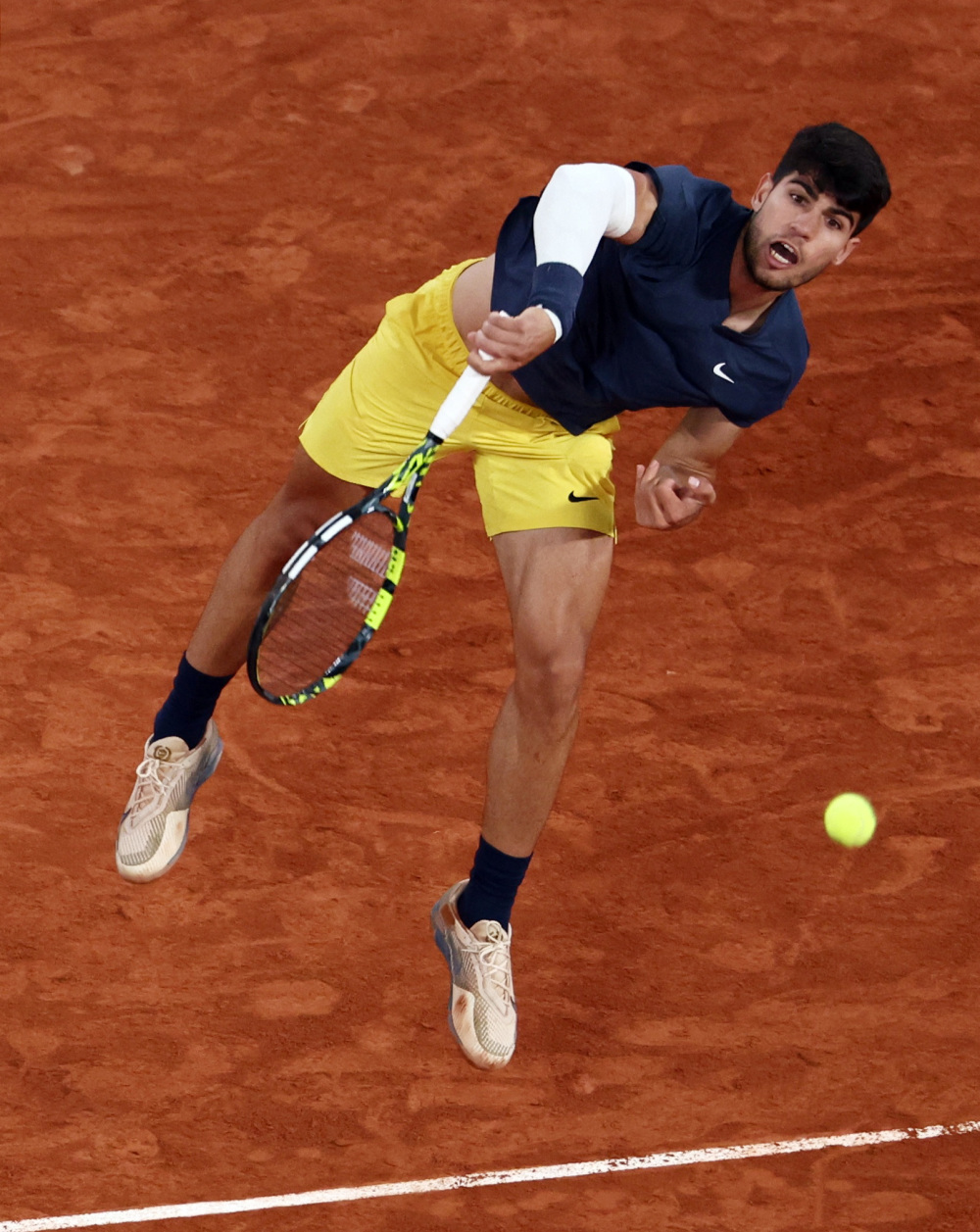 世界网球队爆冷西班牙网球队，阿尔卡拉斯高光表现的简单介绍