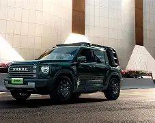 猛龙绝地反击雄鹿，贝弗利送出助攻