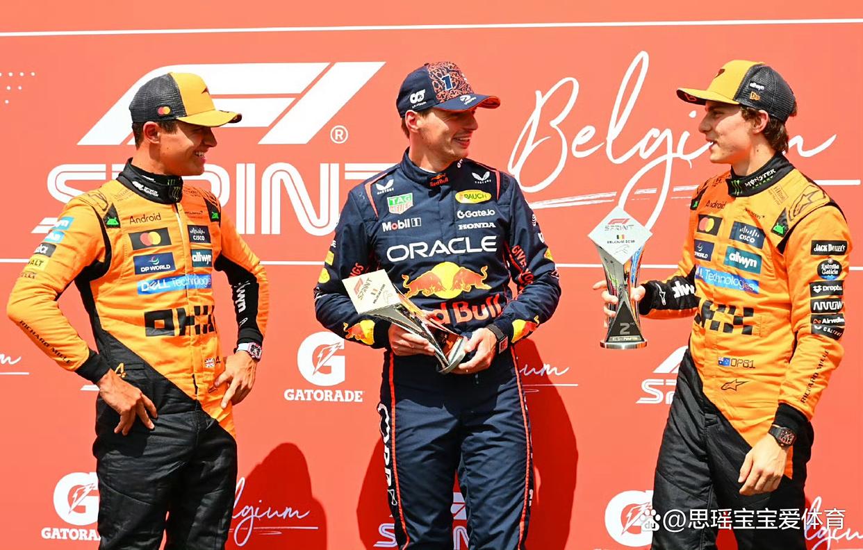 梅赛德斯力克阿斯顿马丁，勒克莱尔点燃赛场