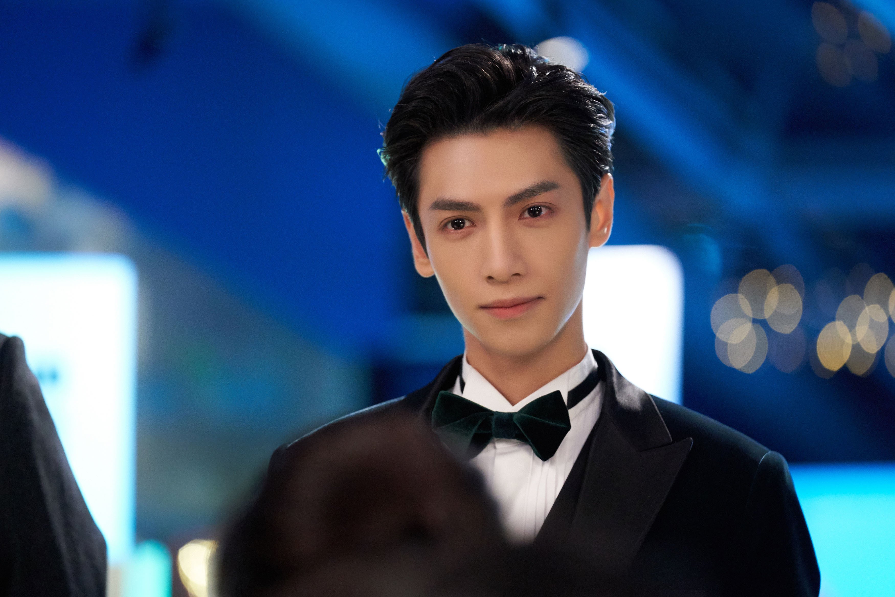 铁闸与节拍器,恩佐如何用一场防守表演,诠释佛罗伦萨的胜利方程式